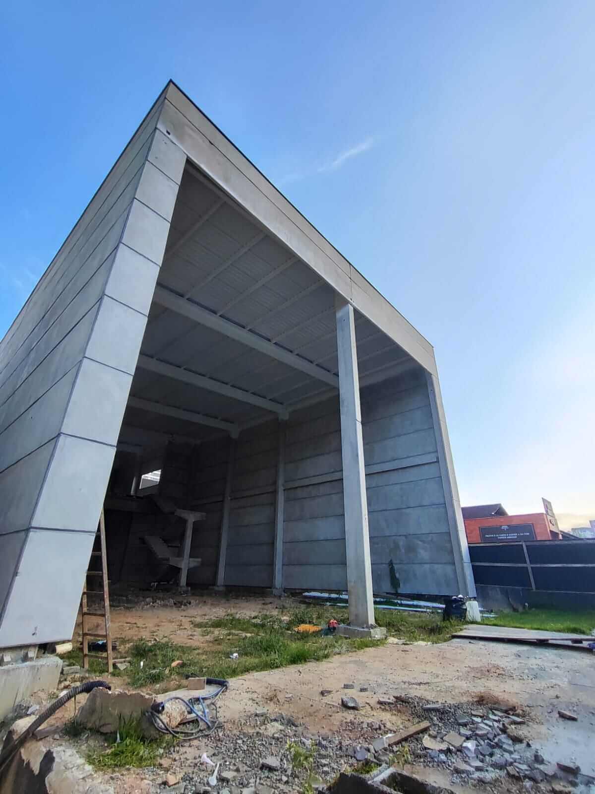 Galpao Comercial - Joinville 02